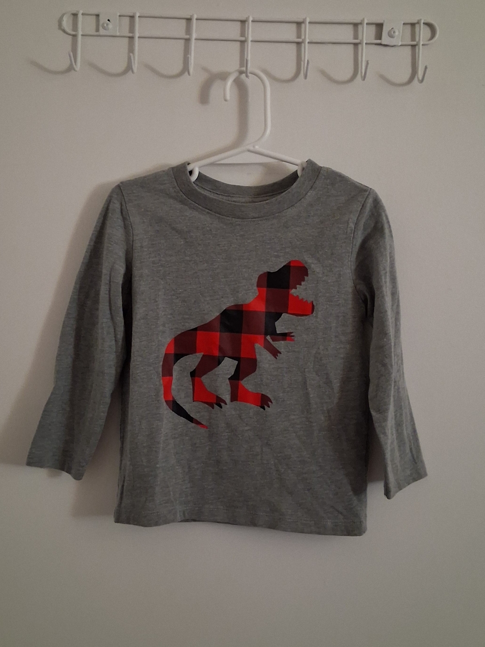 3T Cat & Jack Gray Long Sleeve Tee with Red Plaid Holiday Dino